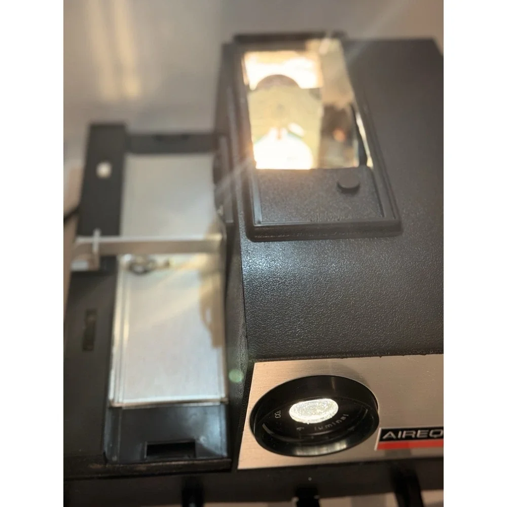 Airequipt 225 Vintage 35mm Slide Projector Luminac 4 Lens READ